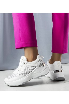 Balti Sneakers Stiliaus Su Monograma Margie