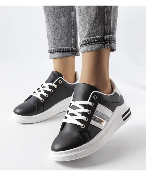 Juodi „Sneakers“ stiliaus bateliai su platforma „Sacaton“