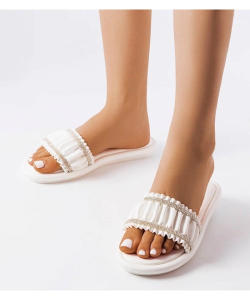 Baltos spalvos šlepetės su raukšle ir kubiniais cirkoniais Anapor