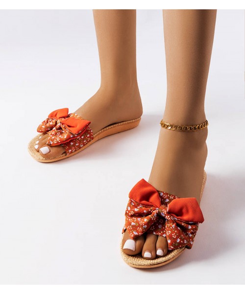 Raudonos šlepetės su lankeliu Tachel