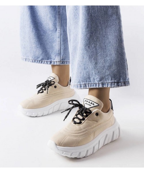 Smėlio Spalvos Sneakers Stiliaus Aisys Smėlio Spalvos Sneakers Stiliaus Aisys