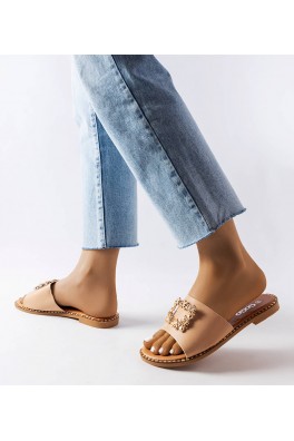 Smėlio spalvos šlepetės su Miriama puošyba