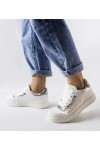 Balti Sportinio stiliaus Moteriški Sneakers Stiliaus Su eko oda Nelma Balti Sportinio stiliaus Moteriški Sneakers Stiliaus Su eko oda Nelma