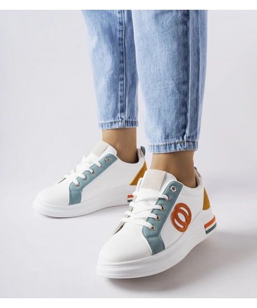 Balti Sneakers Stiliaus Su Spalvotais Intarpais Passaic Balti Sneakers Stiliaus Su Spalvotais Intarpais Passaic