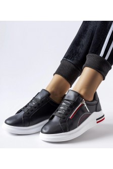 Juodi Sneakers Stiliaus Ant Balto Pado Anaunia
