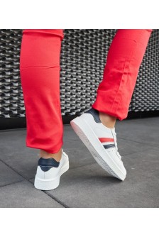 Balti Odiniai Surišti Sneakers Stiliaus Camilla
