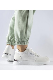 Balti Medžiaginiai Sneakers Stiliaus Geraldino