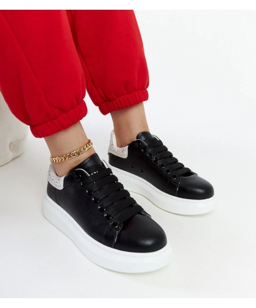 Juodi Sneakers Stiliaus Ant Platformos GOE JJ2N4052 Juodi Sneakers Stiliaus Ant Platformos GOE JJ2N4052
