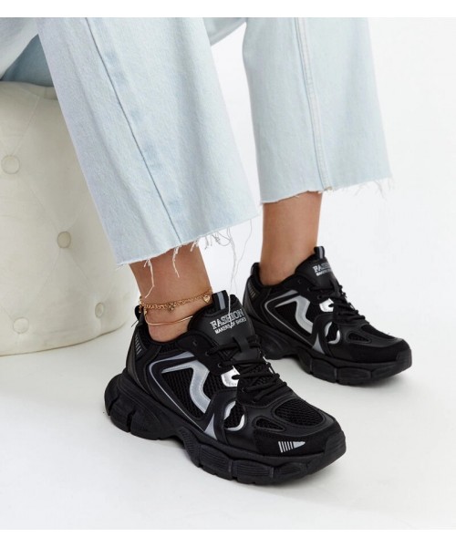 Juodi Sneakers Stiliaus Ant Masyvaus Pado Jakobine