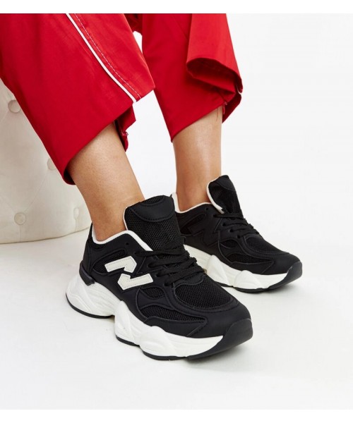 Juodi Sneakers Stiliaus Ant Masyvaus Pado Gergely Juodi Sneakers Stiliaus Ant Masyvaus Pado Gergely