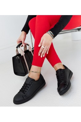 "Birikti" juodi platforminiai bateliai