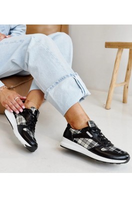 Juodi Sneakers Stiliaus w kratkę Afifah