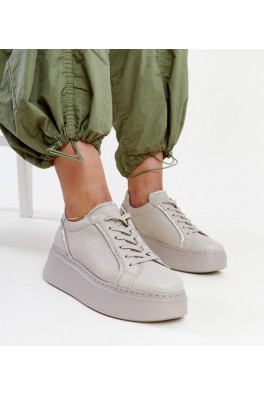 Tamsaus Smėlio Spalvos Odiniai Sneakers Stiliaus Su Kūbiniais Cirkoniais Karino