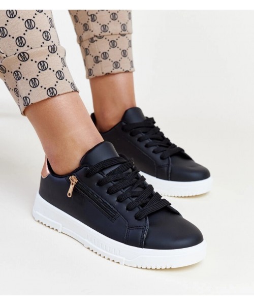 Juodi „Sneakers“ stiliaus sportiniai bateliai su užtrauktukais šone „Shanna“ Juodi „Sneakers“ stiliaus sportiniai bateliai su užtrauktukais šone „Shanna“