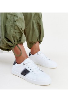 Balti-Juodi Sneakers Stiliaus Su Dekorotyvinio Juostelėmis Grada