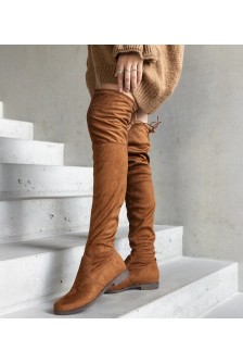 "Hallora" rudos spalvos ilgaauliai batai ant platformos iš eko zomšos