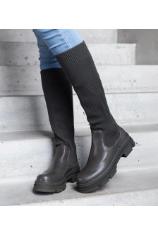 Žalios spalvos batai su elastinga viršutine dalimi iš Elthea