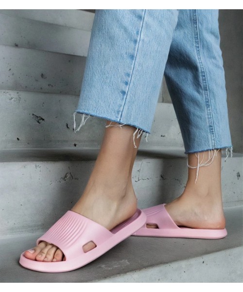 Rožinės putų Timber šlepetės