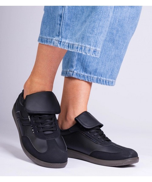 Juodi žemi nėriniuoti sportbačiai Edelmira