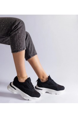 Juodi Sneakers Stiliaus Ant Storesnio Pado Guerrera