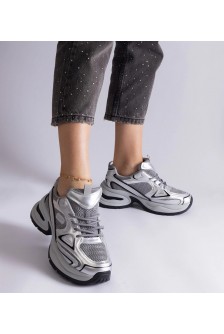 Sidabriniai Sneakers Stiliaus Ant Masyvaus Pado Adoma