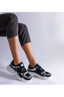 Juodi Sneakers Stiliaus Moteriški Su Sidabrinės Spalvos Intarpais Gaytan