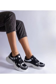 Juodi Sneakers Stiliaus Moteriški Su Sidabrinės Spalvos Intarpais Gaytan