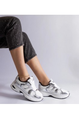 Balti-Sidabro spalvos Sneakers Stiliaus Sportinio stiliaus Ena