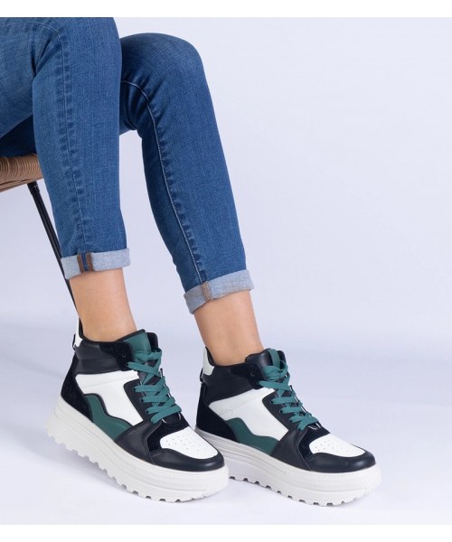 Juodai balti moteriški platforminiai sportiniai bateliai iš "Sunline