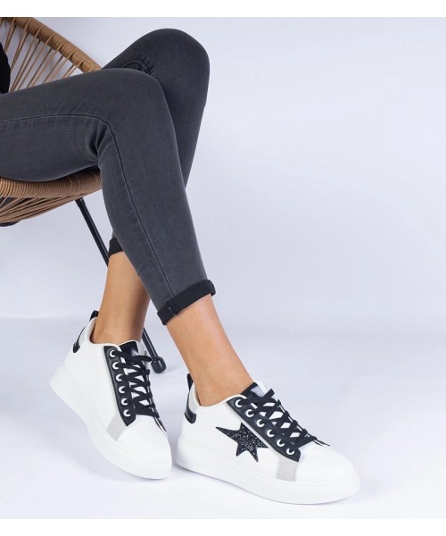 Balti Sneakers Stiliaus papuošti brokatową žvaigždėmis Moransa Balti Sneakers Stiliaus papuošti brokatową žvaigždėmis Moransa