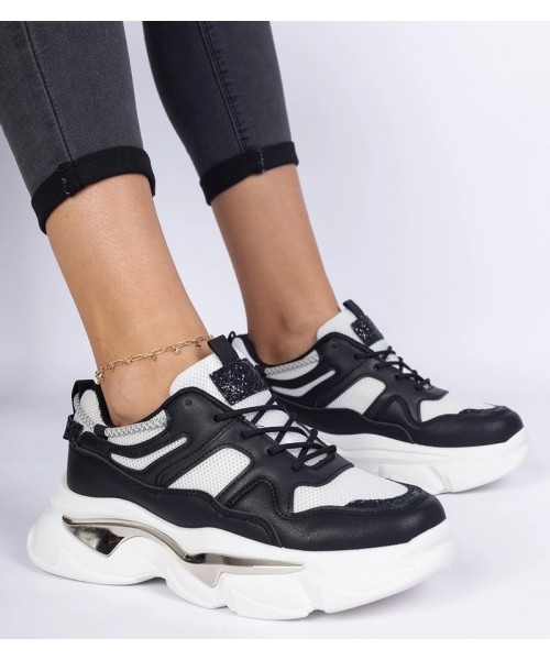 Juodos spalvos sportiniai bateliai Prutto