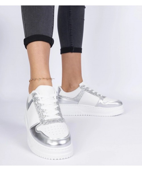 Sidabriniai Sneakers Stiliaus Moteriški Ant Grubaus Pado Dolla