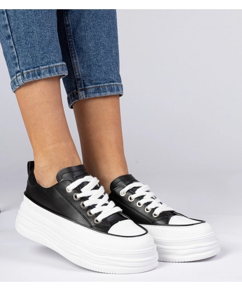 Juodai balti moteriški aukštakulniai "Selina