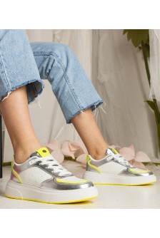 Sidabriniai Sneakers Stiliaus Moteriški Su neonowym dodatkiem Zorra
