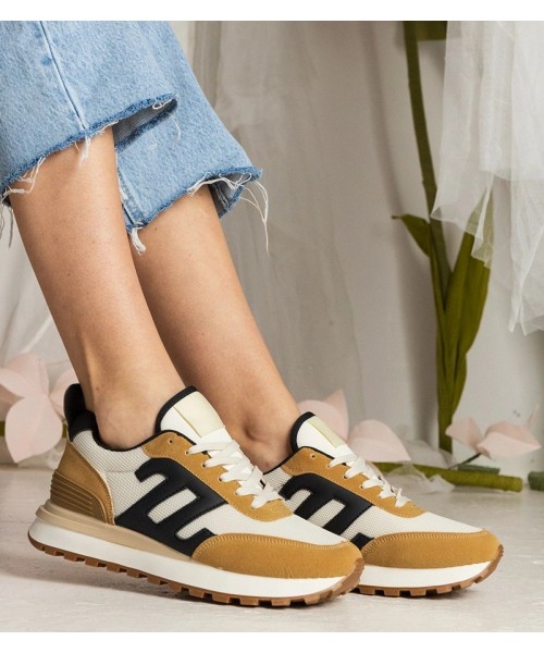 Rudos Spalvos Sneakers Stiliaus Moteriški Sportinio stiliaus Marena