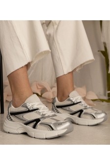 Sidabriniai Sneakers Stiliaus Moteriški Sportinio stiliaus Su Blizgučiais Bakari