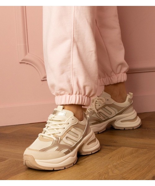 Smėlio Spalvos Sneakers Stiliaus Sportinio stiliaus Ant Masyvaus Pado Aries Smėlio Spalvos Sneakers Stiliaus Sportinio stiliaus Ant Masyvaus Pado Aries