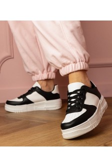 Juodi Sneakers Stiliaus Sportinio stiliaus Ant platfotmie Luneta