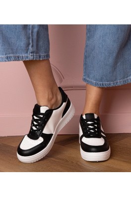 Juodi Sneakers Stiliaus Sportinio stiliaus papuošti Blizgučiais Blona