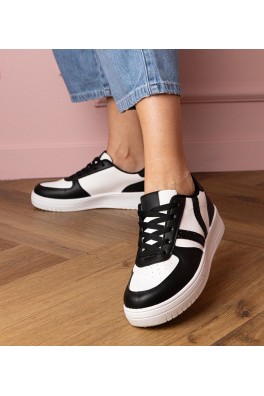 Juodi Sneakers Stiliaus Sportinio stiliaus papuošti Blizgučiais Blona