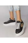 Juodi „Sneakers“ stiliaus bateliai su širdele, perkirpta „Lerisol“ smeigtuku Juodi „Sneakers“ stiliaus bateliai su širdele, perkirpta „Lerisol“ smeigtuku