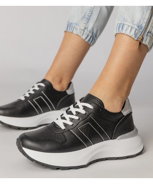 Juodi Sneakers Stiliaus Sportinio stiliaus Su Sidabro Intarpais Lenkuta