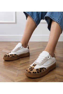 Balti Sneakers Stiliaus Su panterkowym dodatkiem Meril