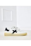 Balti Sneakers Stiliaus Ant Platformos Su Juoda Intarpais Eriksen Balti Sneakers Stiliaus Ant Platformos Su Juoda Intarpais Eriksen