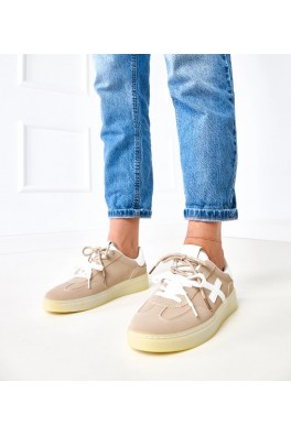 Rudos Spalvos Sneakers Stiliaus Ant Platformos Su białą Intarpais Eriksen