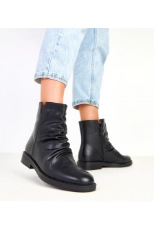 Juodi moteriški batai su raukšlele priekyje Alexis