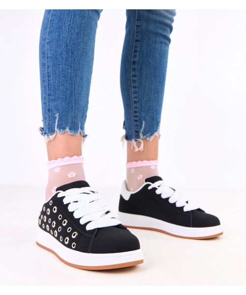 Juodi platforminiai sportbačiai su kniedėmis "Adelis