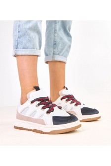 Juodi Sneakers Stiliaus Su grubymi Raišteliais Neolis