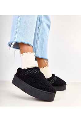 Juodi žemos platformos sniego batai "Royana