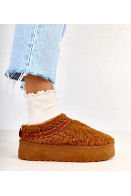 Rudi žemos platformos sniego batai iš "Royana